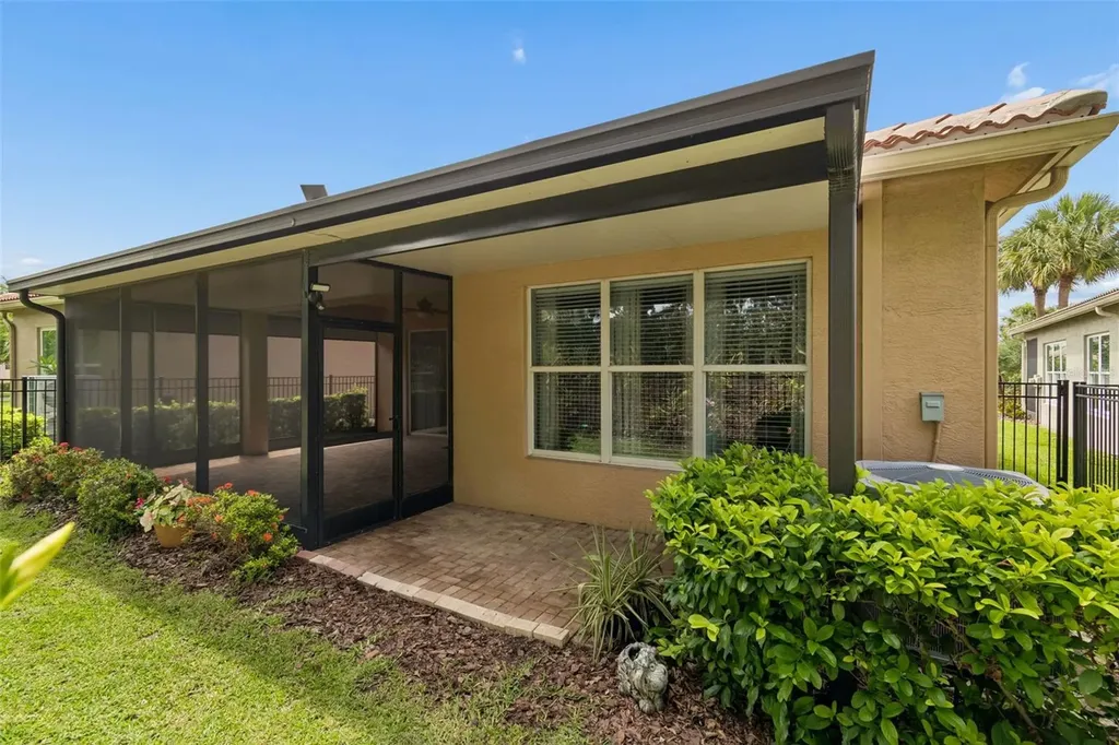15790 Crystal Waters Drive Wimauma FL 33598