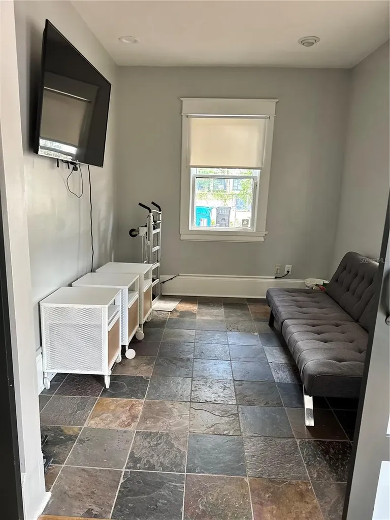 516 E Jackson Street Orlando FL 32801