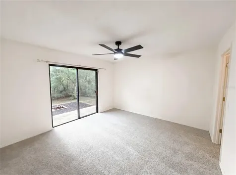 1542 April Avenue Deltona FL 32725