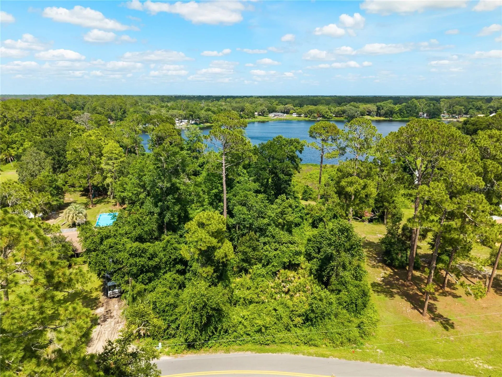 Fishermans Road Paisley FL 32767