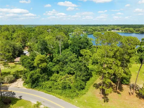 Fishermans Road Paisley FL 32767