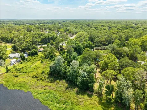Fishermans Road Paisley FL 32767