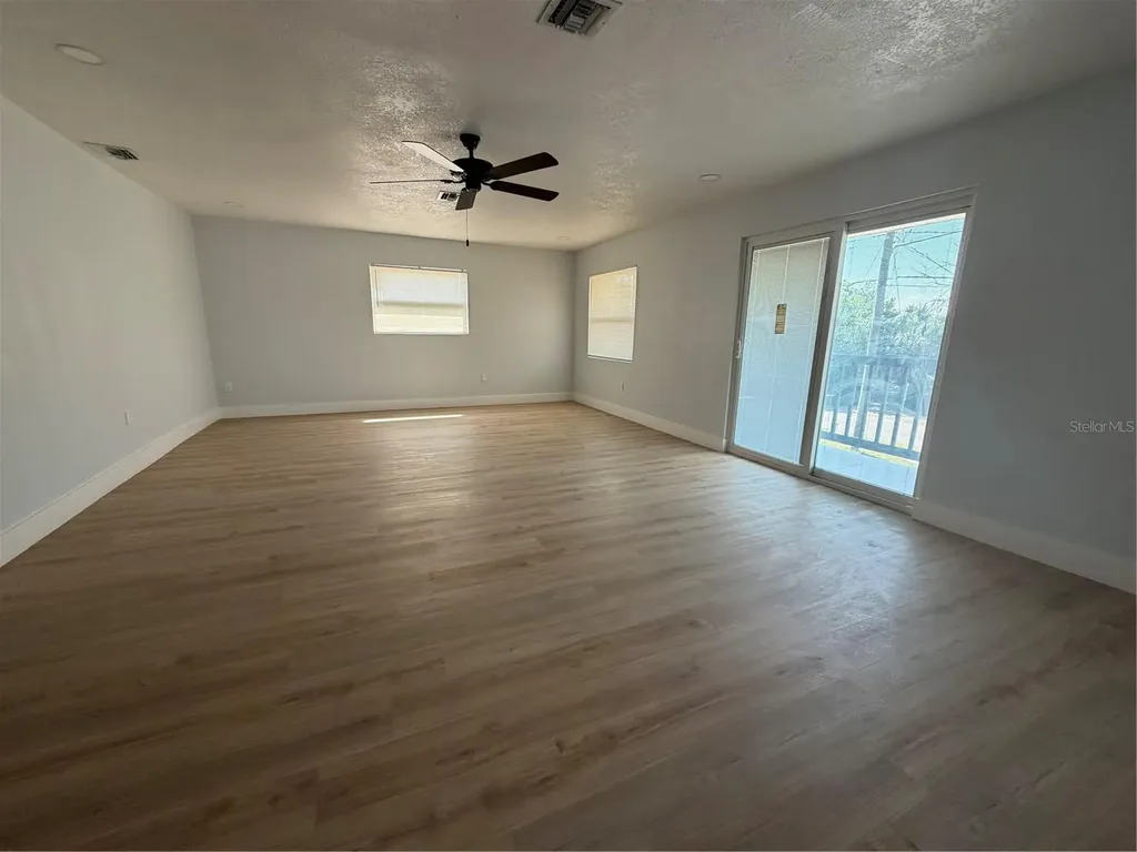131 W Atwater Avenue Eustis FL 32726