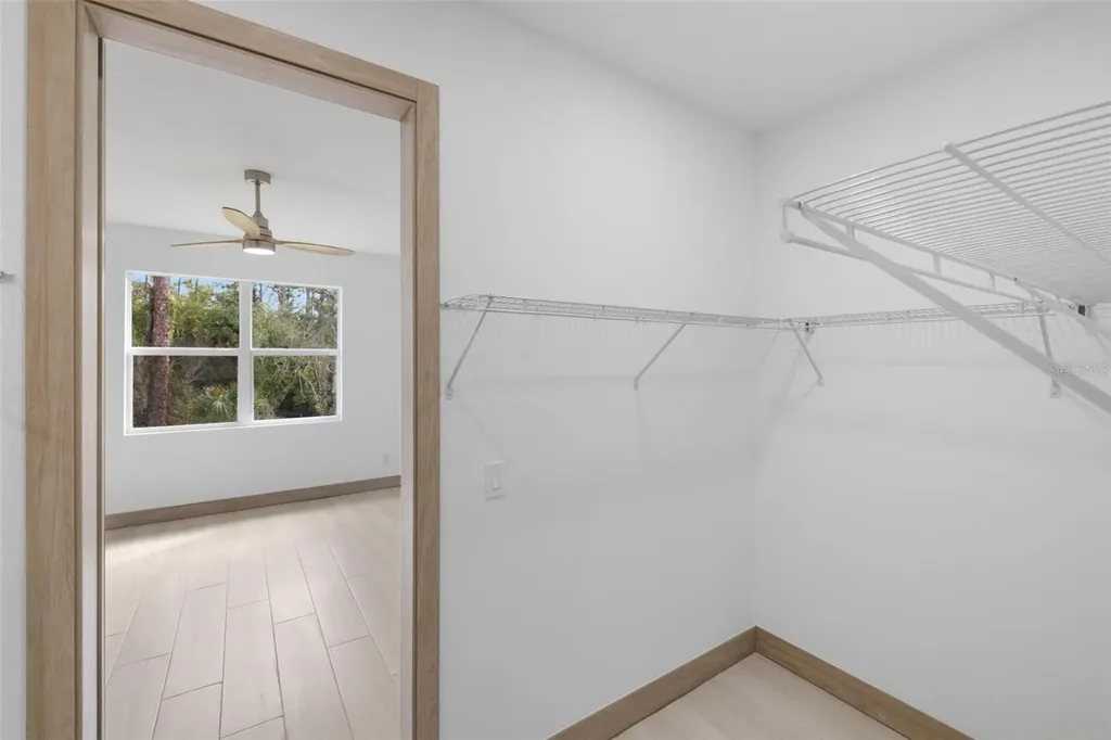 2719 Thomas Lane North Port FL 34286
