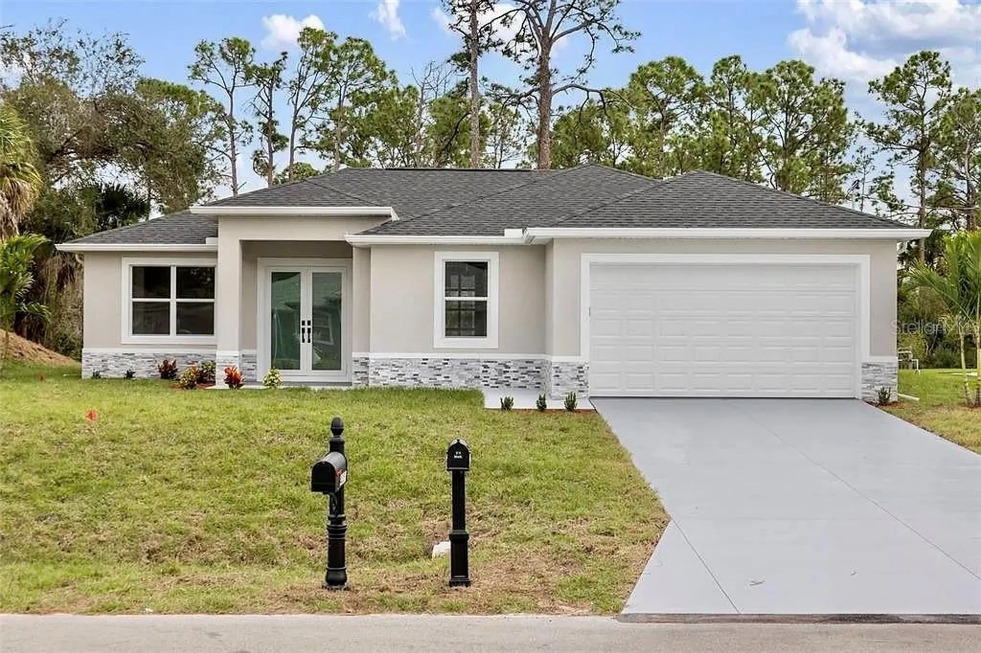 2719 Thomas Lane North Port FL 34286