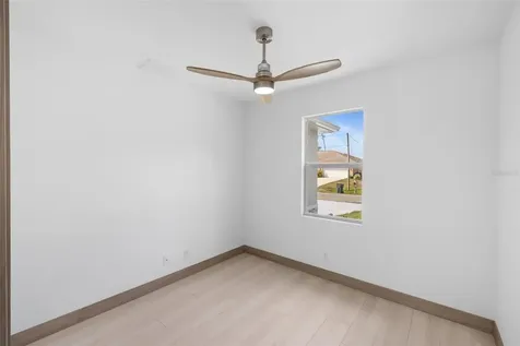 2719 Thomas Lane North Port FL 34286