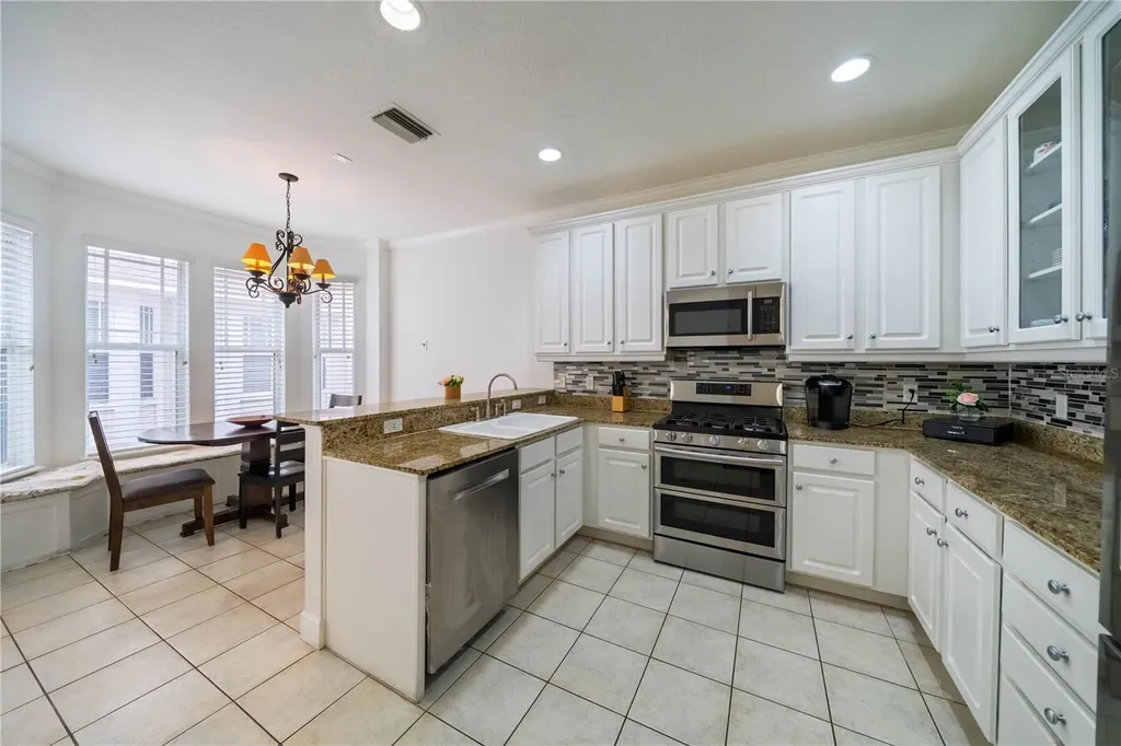 3315 W De Leon Street Tampa FL 33609