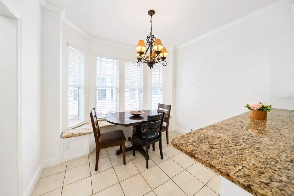 3315 W De Leon Street Tampa FL 33609