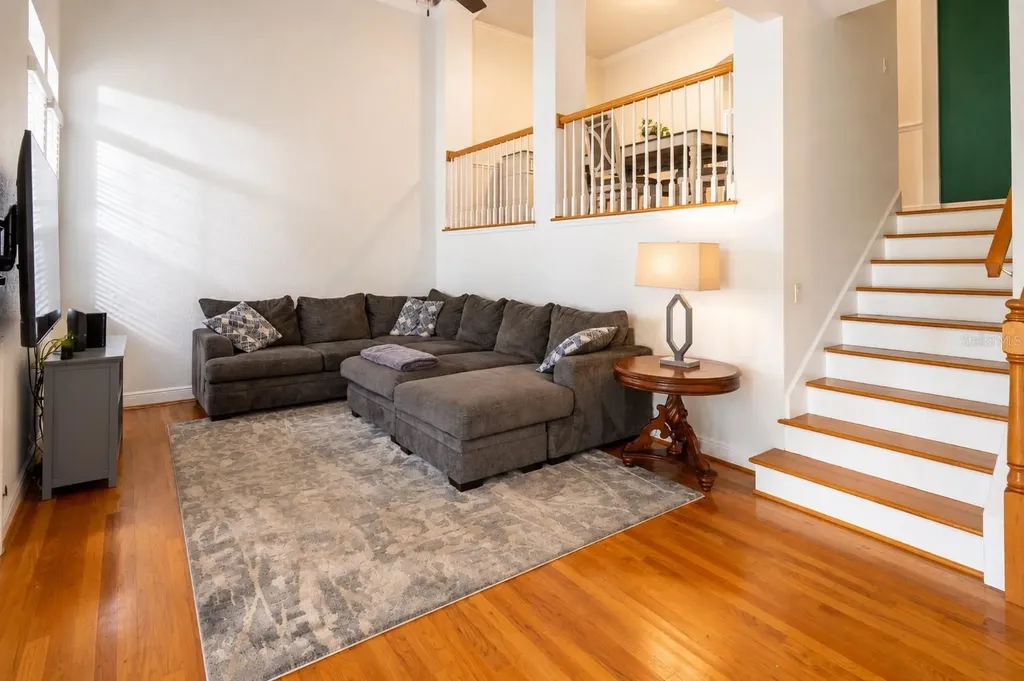 3315 W De Leon Street Tampa FL 33609
