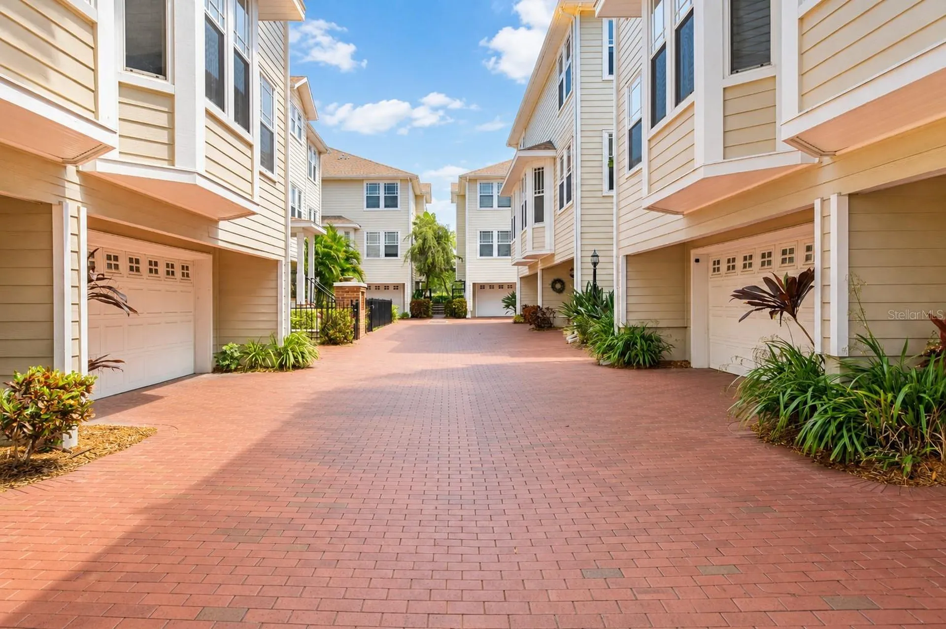 3315 W De Leon Street Tampa FL 33609