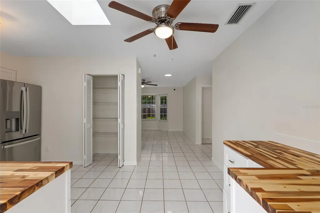 2080 NW 2nd Street Gainesville FL 32609
