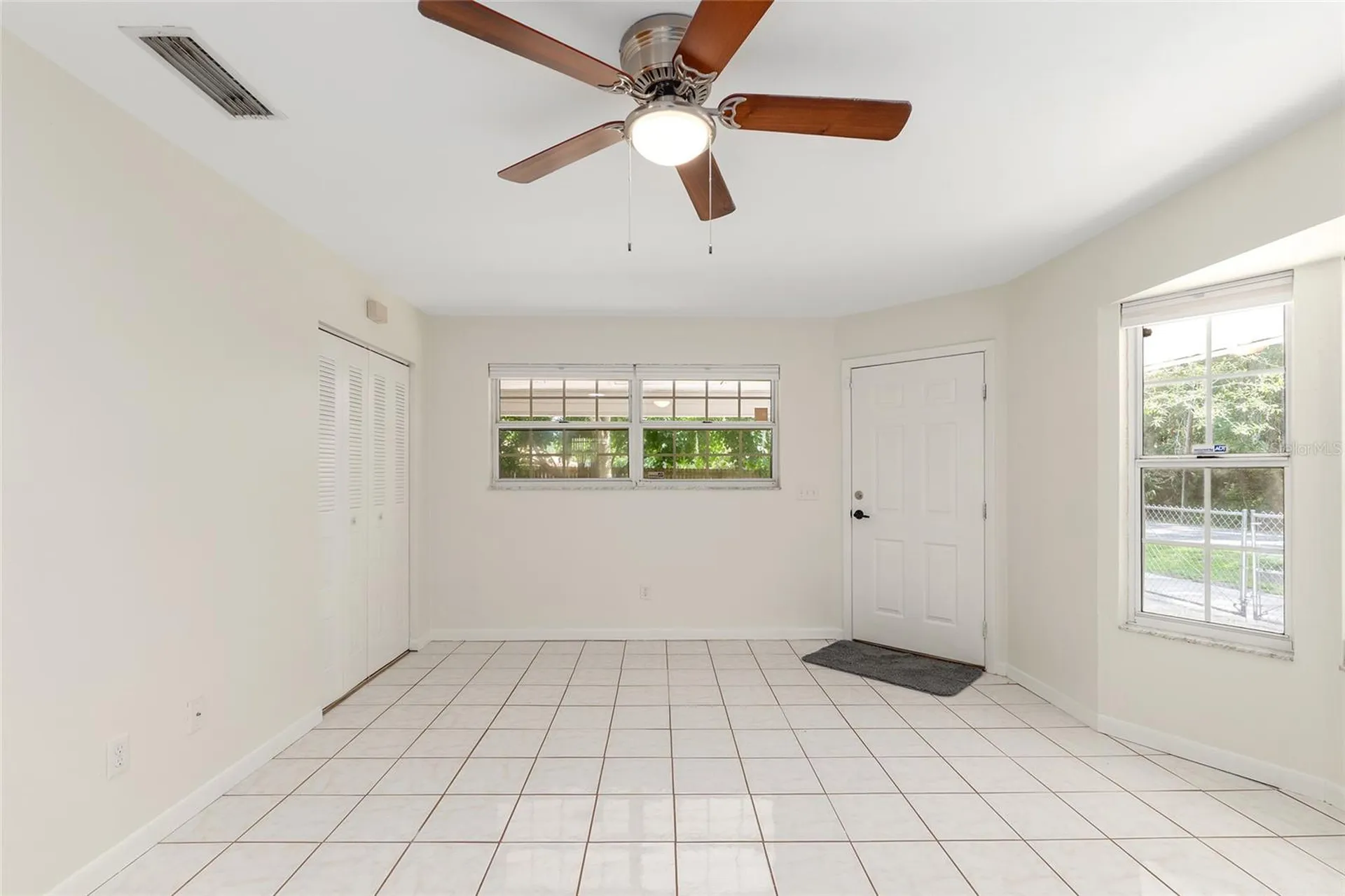 2080 NW 2nd Street Gainesville FL 32609