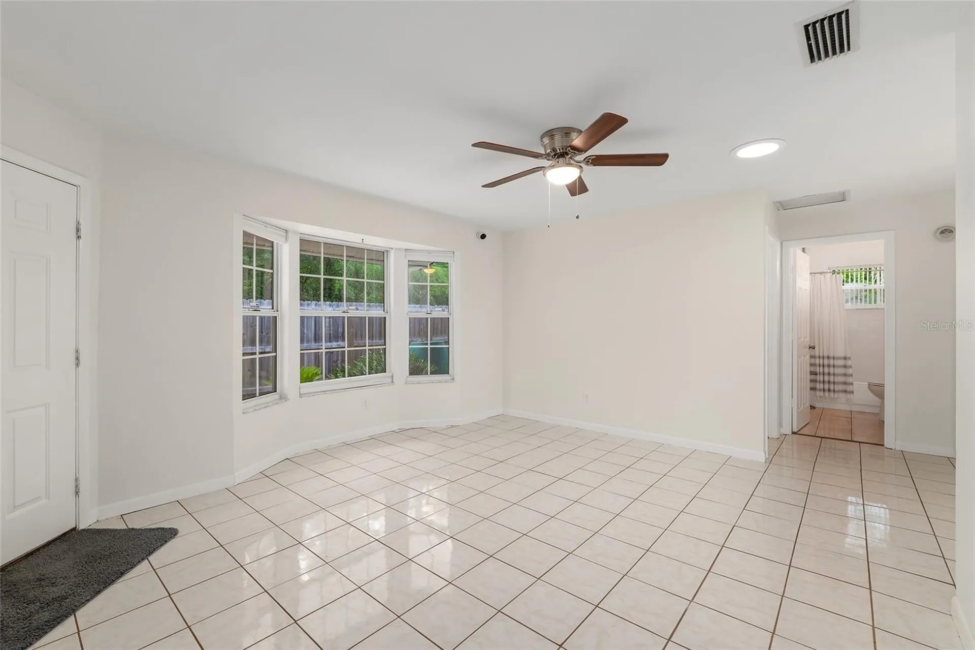 2080 NW 2nd Street Gainesville FL 32609