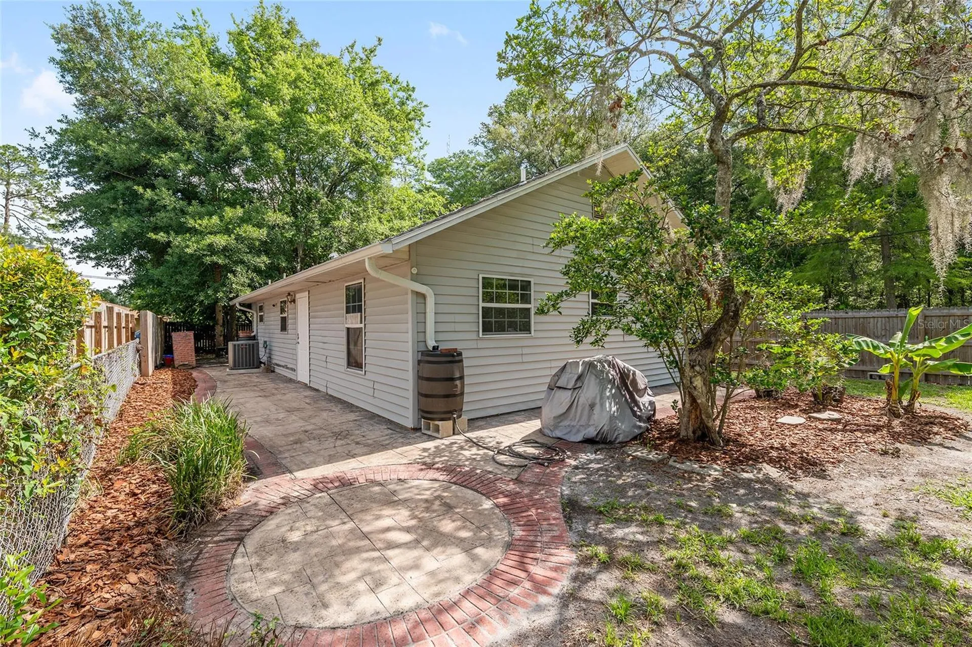 2080 NW 2nd Street Gainesville FL 32609