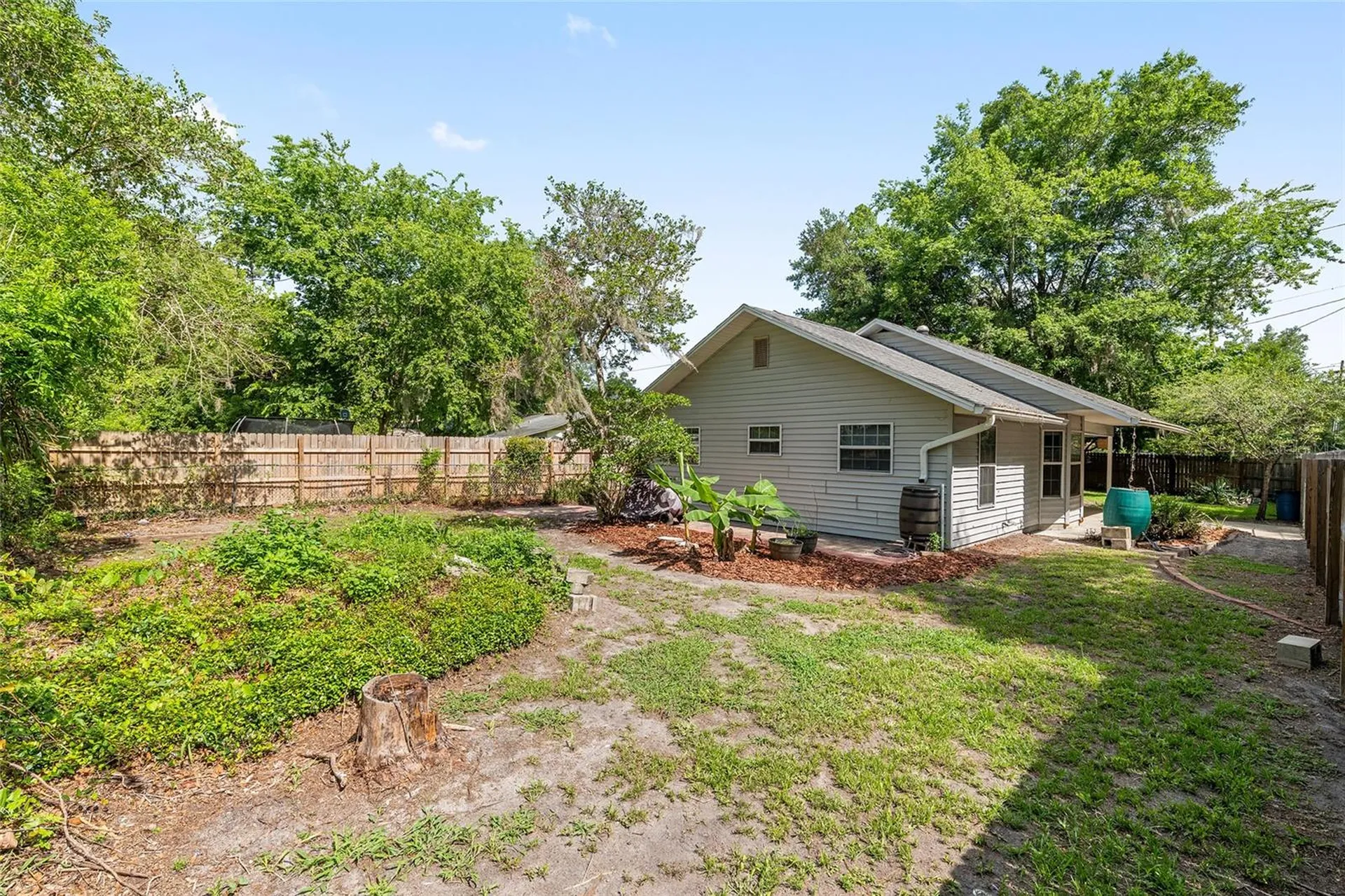 2080 NW 2nd Street Gainesville FL 32609