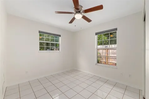 2080 NW 2nd Street Gainesville FL 32609