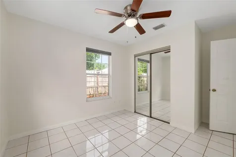 2080 NW 2nd Street Gainesville FL 32609