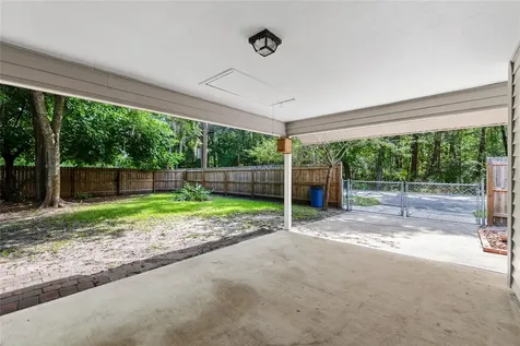 2080 NW 2nd Street Gainesville FL 32609