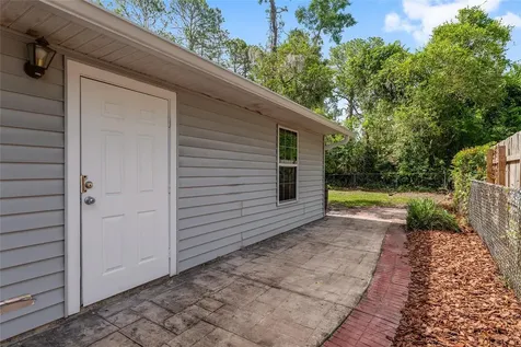 2080 NW 2nd Street Gainesville FL 32609