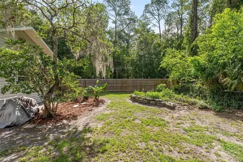 2080 NW 2nd Street Gainesville FL 32609