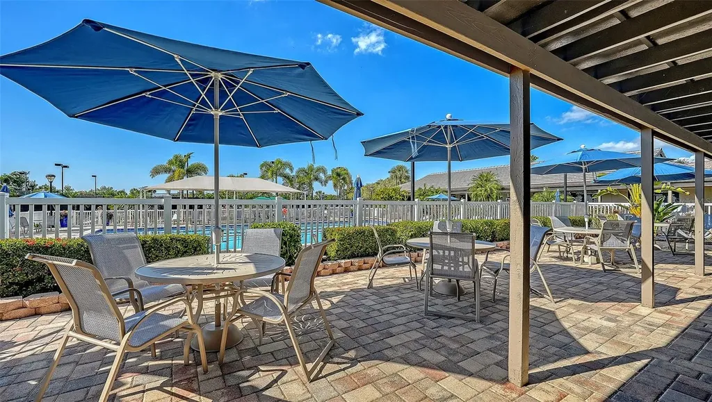 5420 Eagles Point Circle Sarasota FL 34231