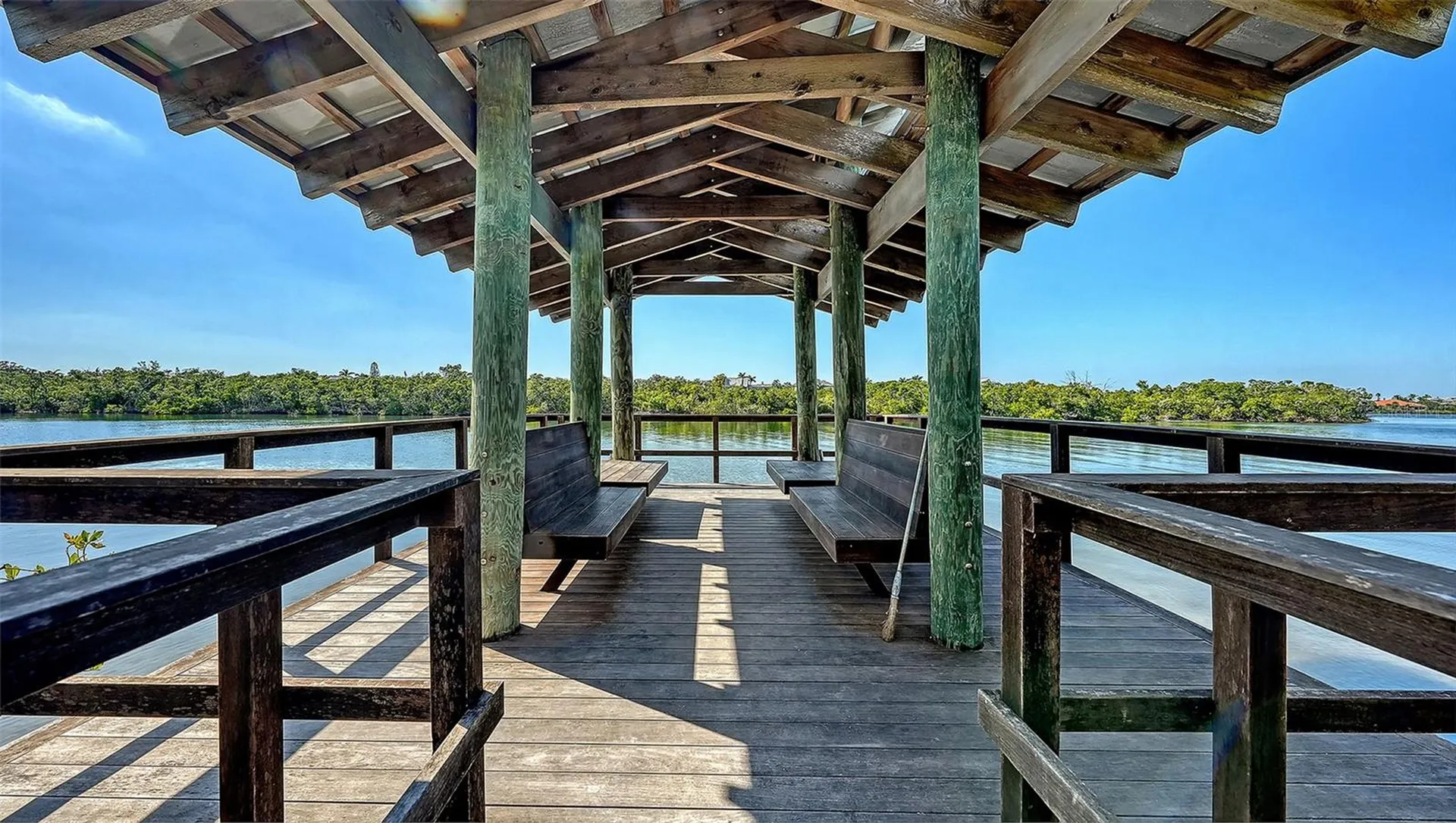 5420 Eagles Point Circle Sarasota FL 34231