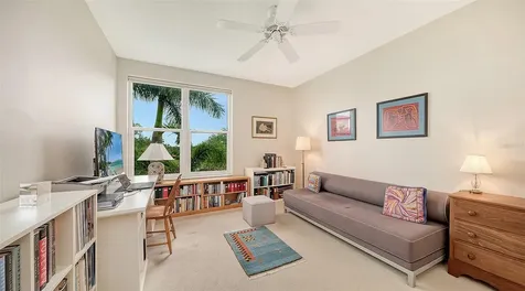 5420 Eagles Point Circle Sarasota FL 34231