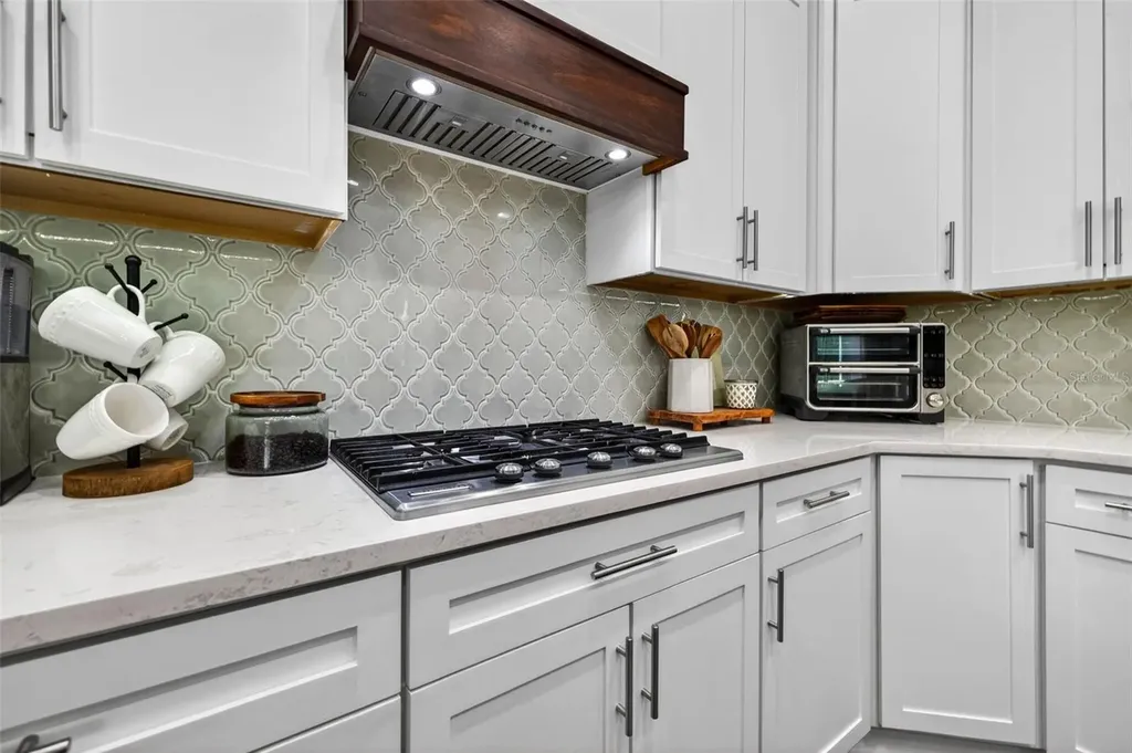 17804 Ridgeway Court Tampa FL 33647