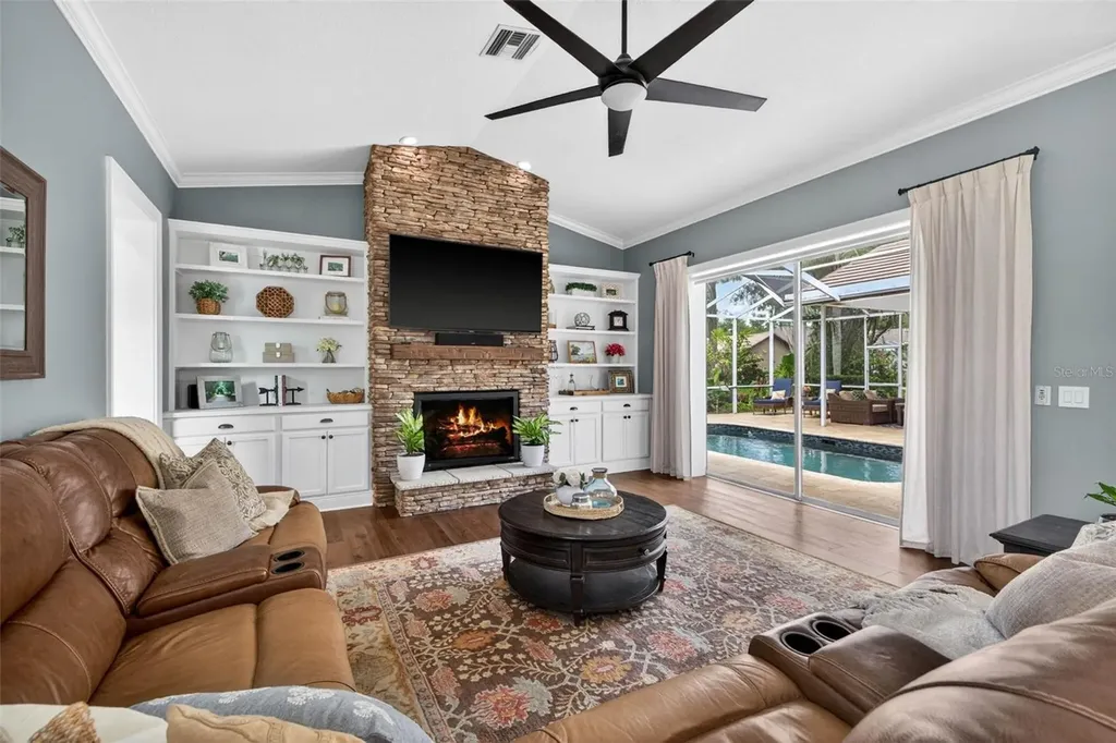 17804 Ridgeway Court Tampa FL 33647