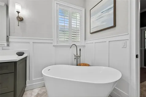 17804 Ridgeway Court Tampa FL 33647