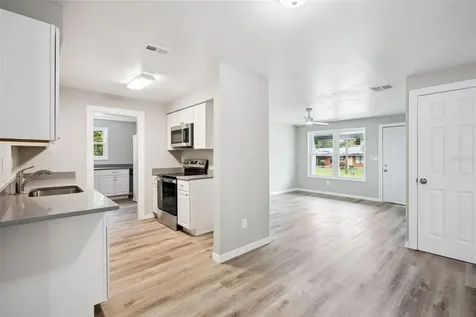 280 W Fern Drive Orange City FL 32763