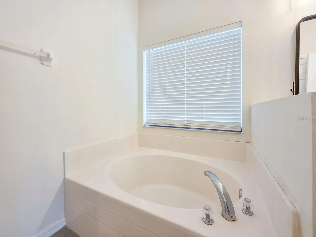 89 Radcliffe Drive Palm Coast FL 32164