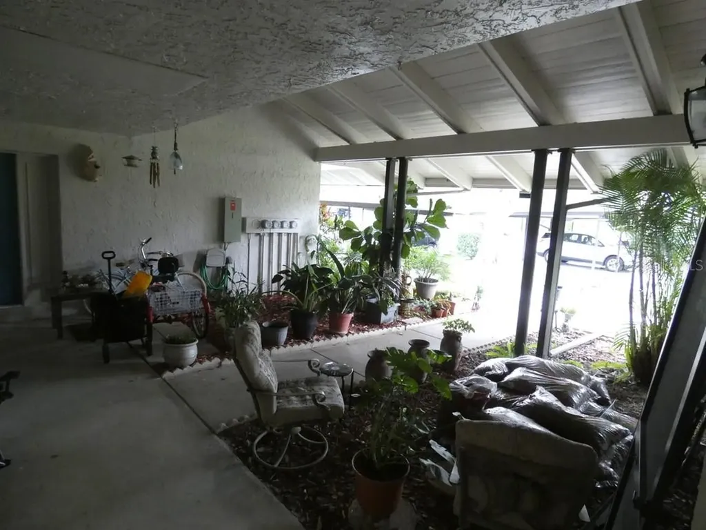 1024 10th Circle SE Largo FL 33771