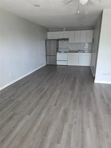 2440 25th Street N St Petersburg FL 33713