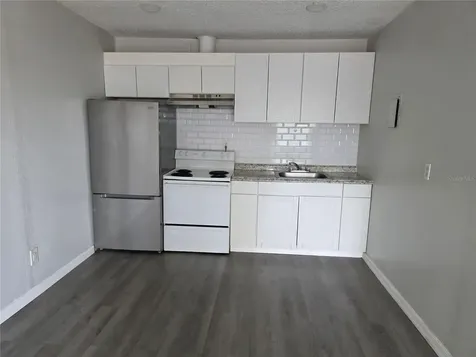 2440 25th Street N St Petersburg FL 33713
