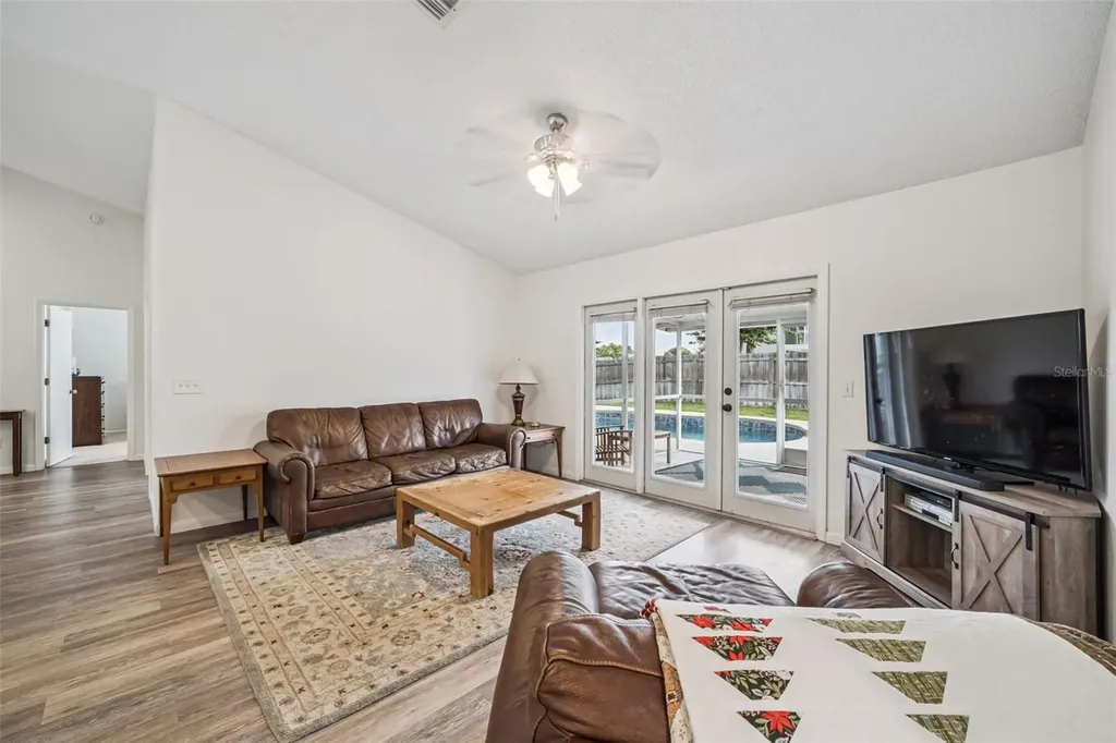 1024 Moccasin Run Road Oviedo FL 32765