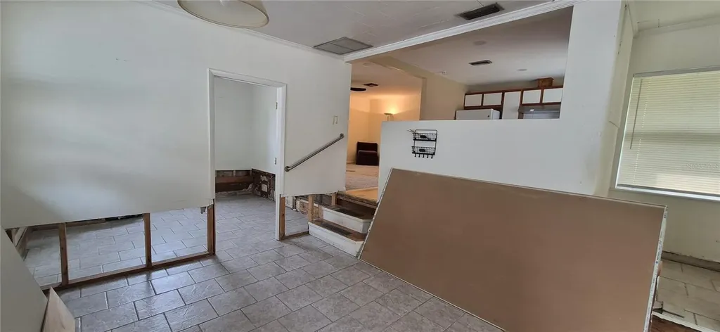 425 40th Avenue NE St Petersburg FL 33703