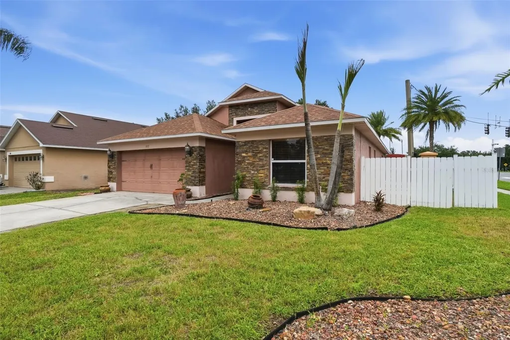 1892 Nestlewood Trail Orlando FL 32837