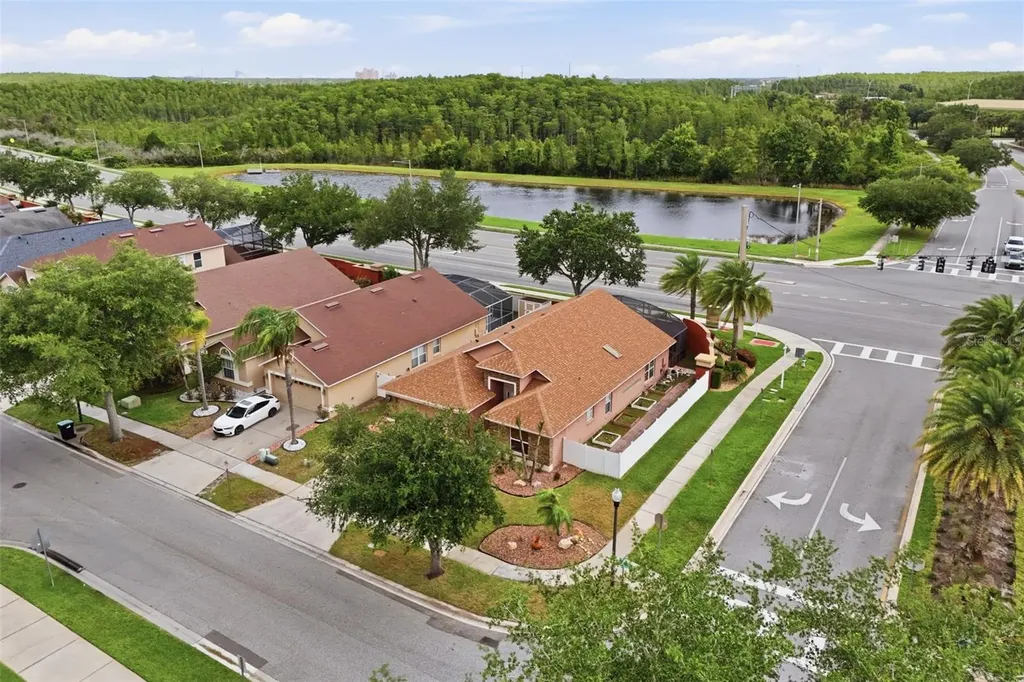 1892 Nestlewood Trail Orlando FL 32837