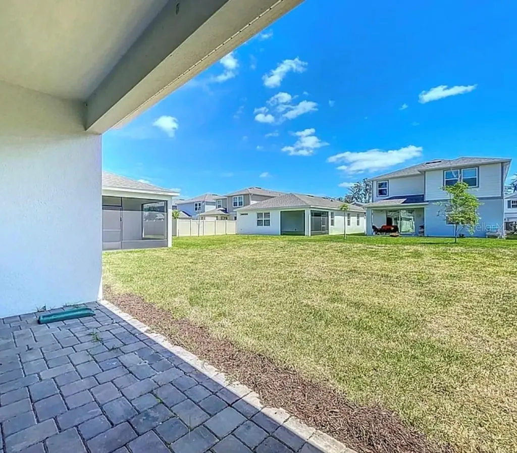 2361 Palm Park Loop Clermont FL 34714