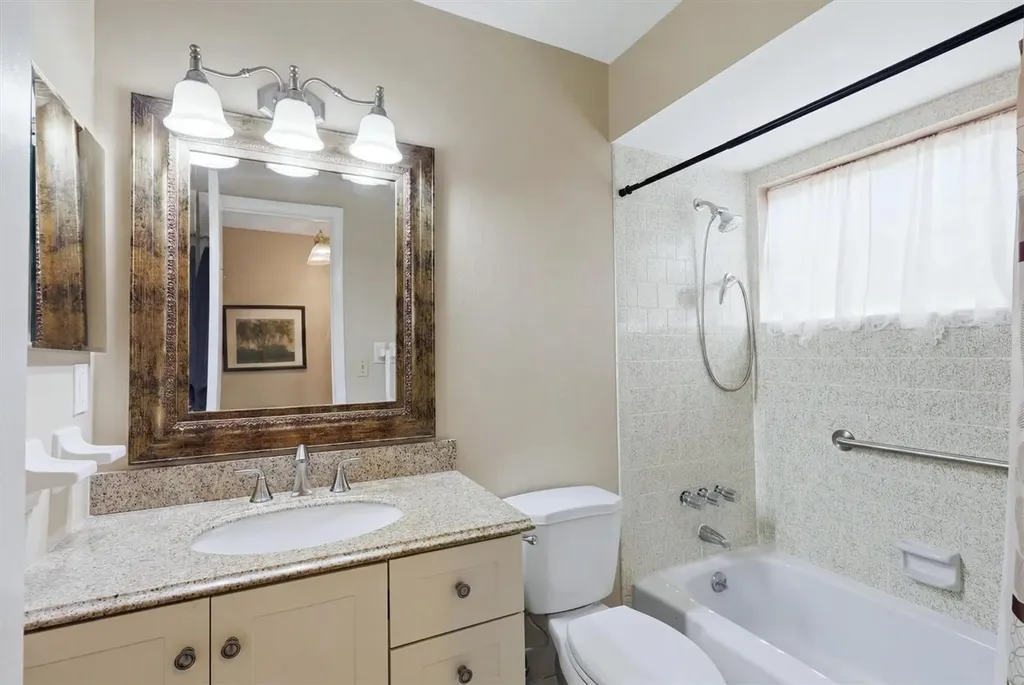 2809 Swifton Drive Sarasota FL 34231