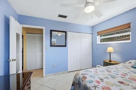 2809 Swifton Drive Sarasota FL 34231
