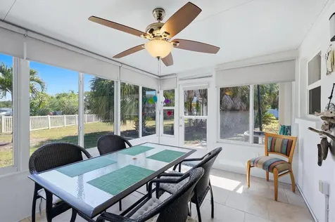 2809 Swifton Drive Sarasota FL 34231