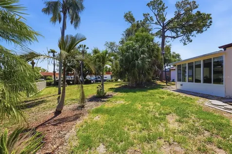2809 Swifton Drive Sarasota FL 34231