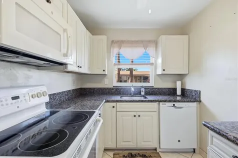 2809 Swifton Drive Sarasota FL 34231