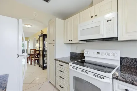 2809 Swifton Drive Sarasota FL 34231