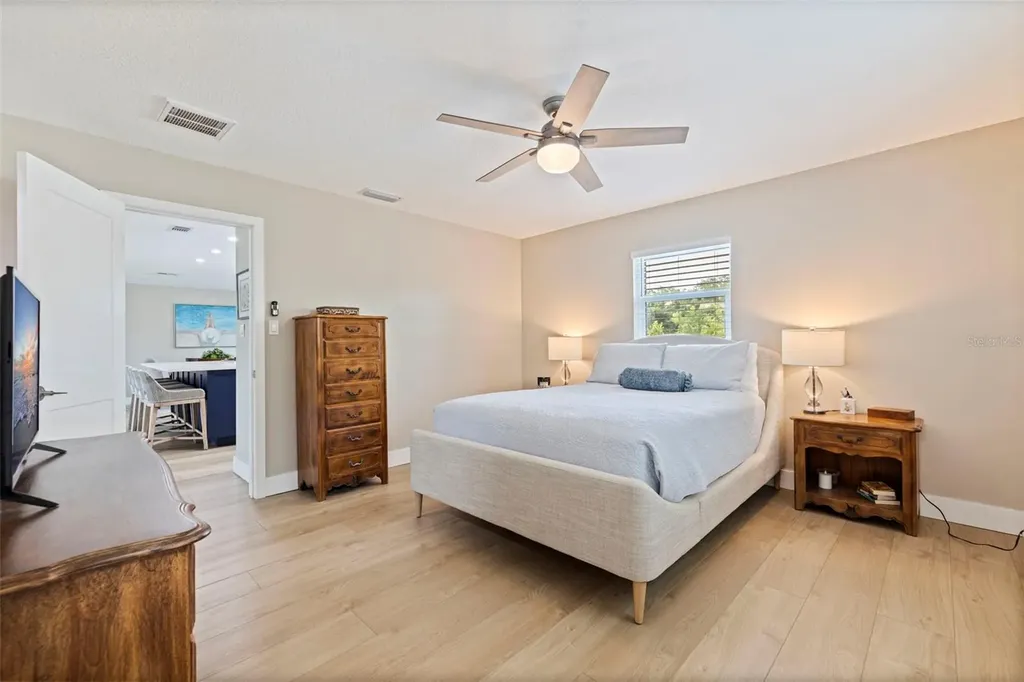 6085 Tanglewood Drive NE St Petersburg FL 33703