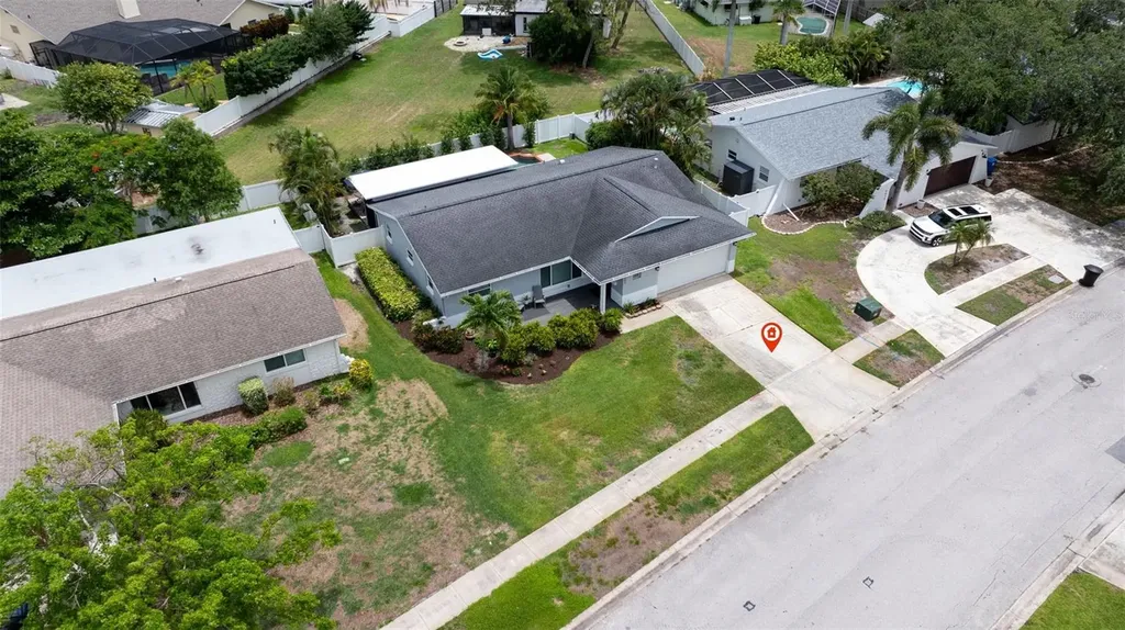 6085 Tanglewood Drive NE St Petersburg FL 33703
