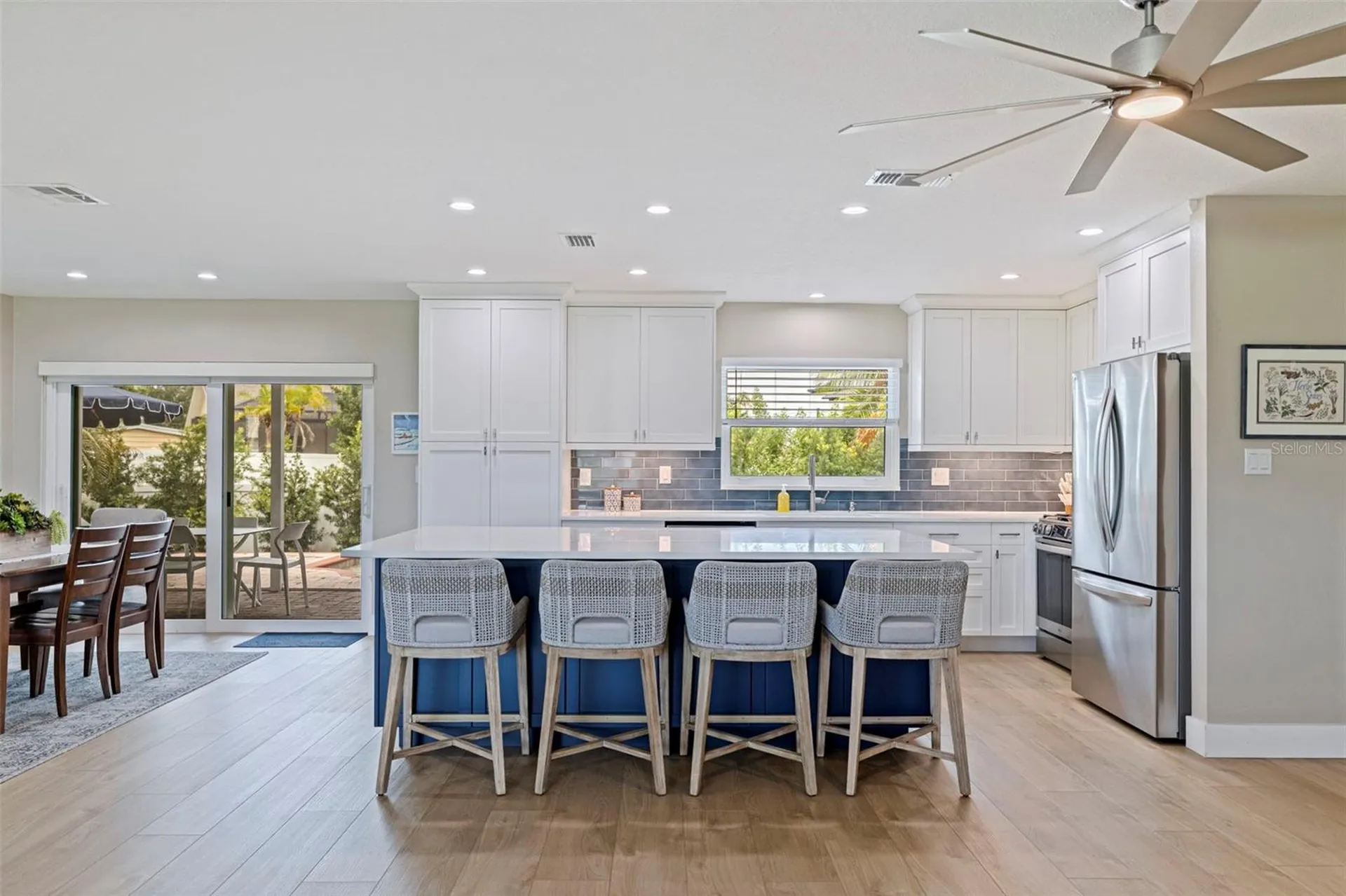 6085 Tanglewood Drive NE St Petersburg FL 33703