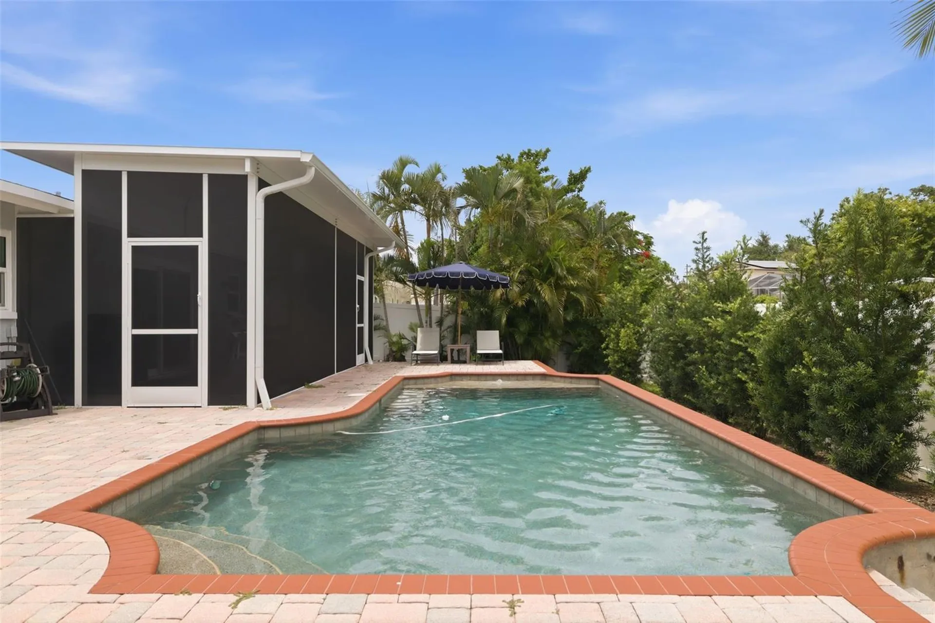 6085 Tanglewood Drive NE St Petersburg FL 33703